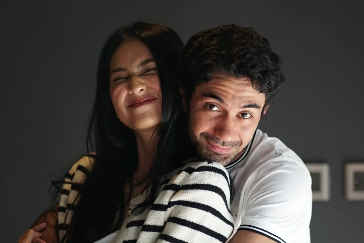 Reza Rahadian dan Mikha Tambayong (Istimewa)