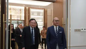 Tiga Mantan Perdana Menteri Thailand Sambangi Danantara, Bahas Apa?