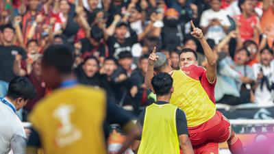 Persija Tekuk Persib 2-1 di SUGBK