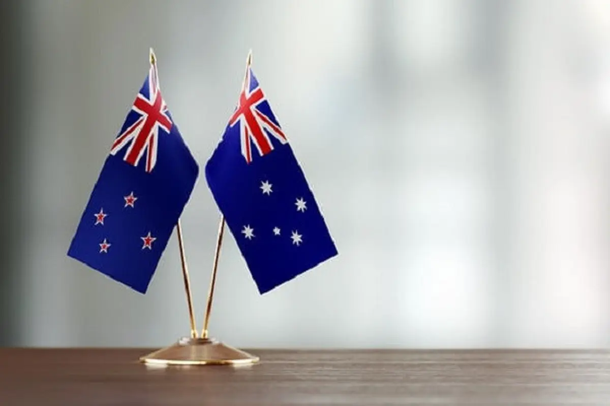 Miniatur Bendera Nasional Selandia Baru dan Australia