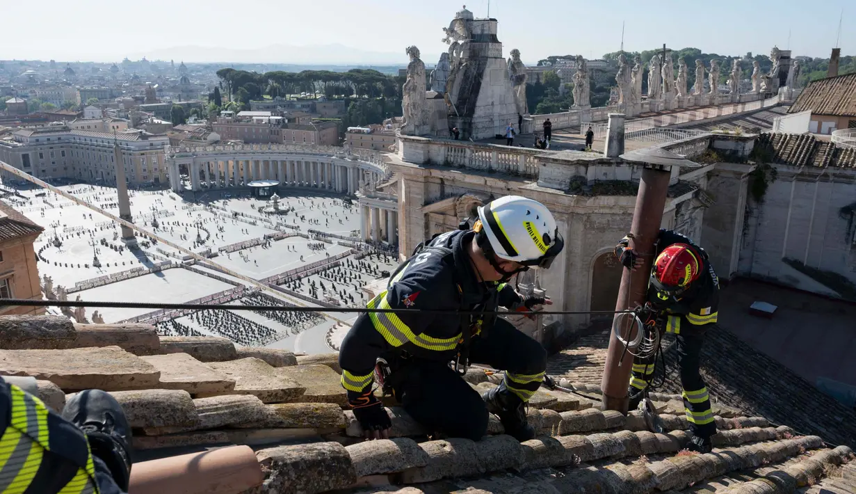 Konklaf atau pemilihan paus dijadwalkan dimulai pada 7 Mei 2025 yang bersifat tertutup dan sangat rahasia. (Handout/VATICAN MEDIA/AFP)