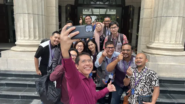 Menteri Luar Negeri Kedua Singapura Maliki Osman bersama Jurnalis Indonesia