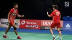 Ganda Campuran Indonesia, Tontowi Ahmad/Liliyana Natsir bersorak saat laga melawan Chan Peng Soon/Yen Wei Peck (Malaysia) di Semifinal Indonesia Open 2017, Jakarta, Sabtu (17/6). Tontowi/Liliyana unggul 21-13, 21-14. (Liputan6.com/Helmi Fithriansyah)