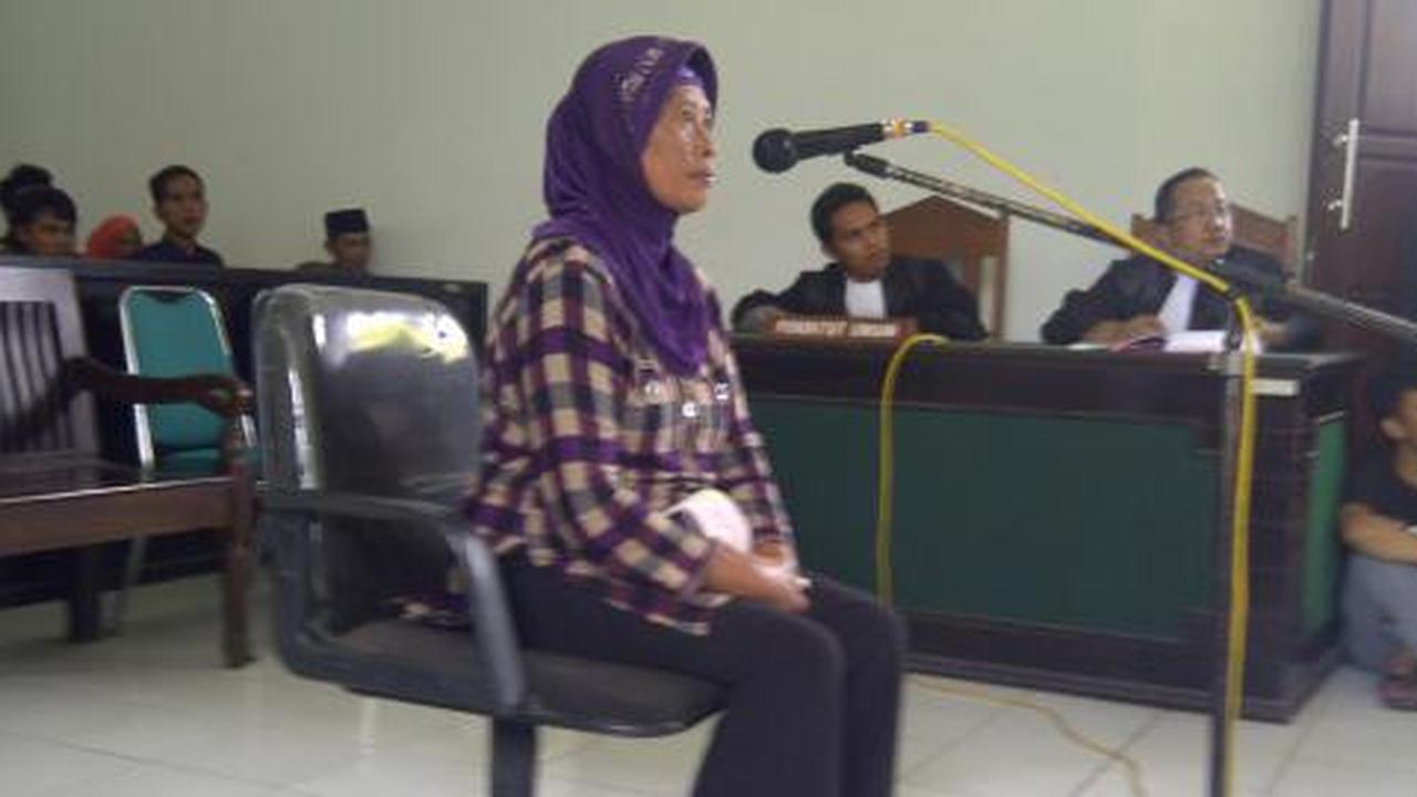 Miyanah si pemilik bambu akhirnya hadir di persidangan