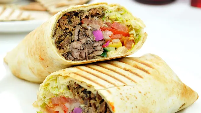 Baru 40 Hari Menikah, Pasangan Ini Langsung Bercerai Karena Shawarma