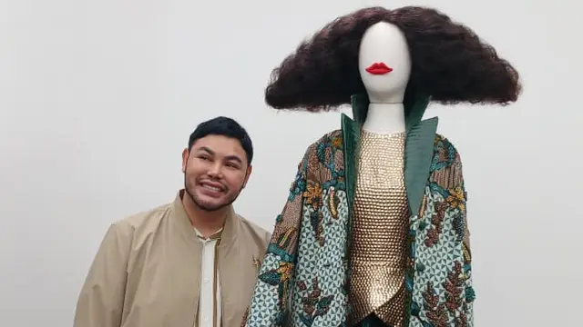 Fashion Installation Nusanova 2.0 "SEKAR JAGAT", karya Ivan Gunawan (3/8/2026). (Liputan6.com/Nurri Indah)