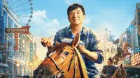 Ride On adalah surat cinta penggemar untuk idola. Sineas Larry Yang adalah fans film-film Jackie Chan sejak lama. Ride On hasil kolaborasi keduanya. (Foto: Dok. Alibaba Pictures)
