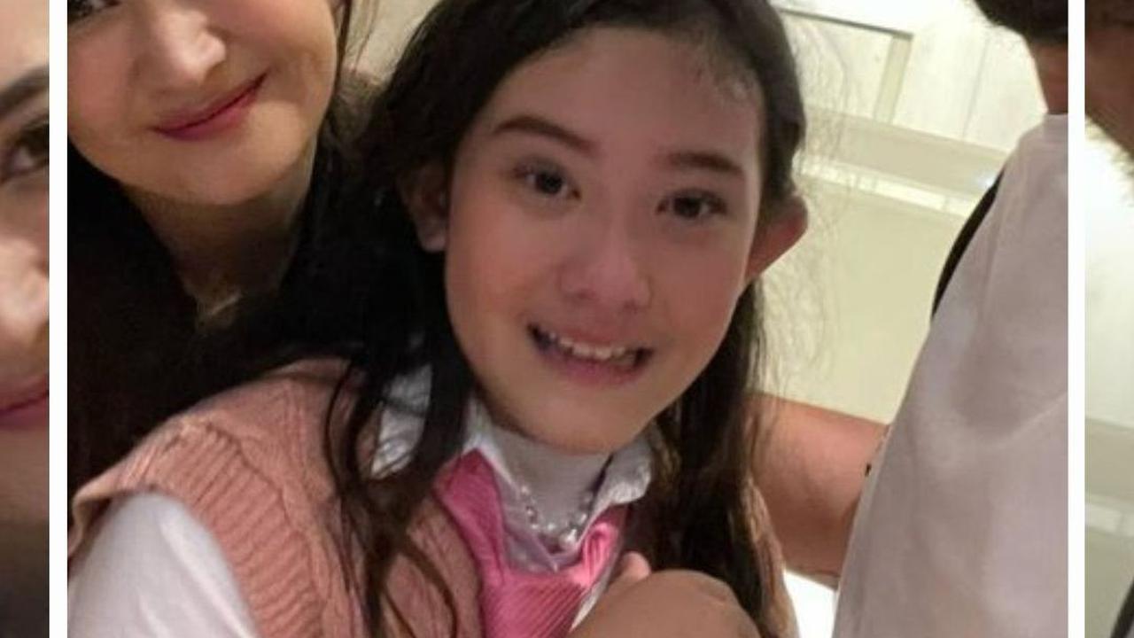 Inilah Mikhaela Lee Jowono, anak dari pasangan Nafa Urbach dan Zack Lee.