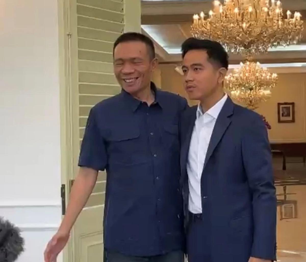 Rismon Sowan ke Gibran di Istana Wapres Jakarta