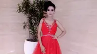 Wanita cantik bernama Anisa Farella alias Nisa D'Academy 3 ini mencuat ke publik setelah kabar mengejutkan dari Saipul Jamil yang membeberkan identitas perempuan yang santer disebut bakal dinikahinya. (Instagram.com/ da3_nisa)
