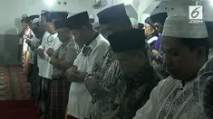 Tarekat Naqsabandyah menggelar salat Idul Adha hari ini di kota Padang.