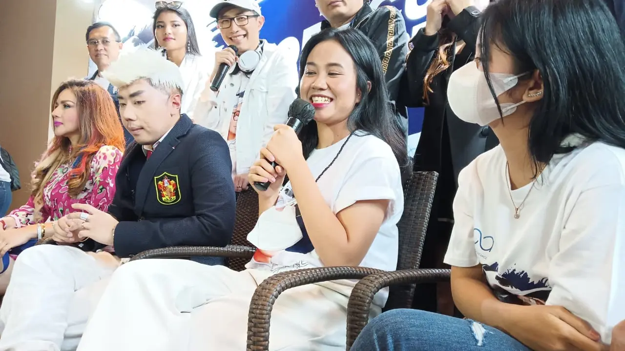 Mayang dan Chika sukses menghilangkan beban emosi melalui bantuan Coach Rheo (ist)