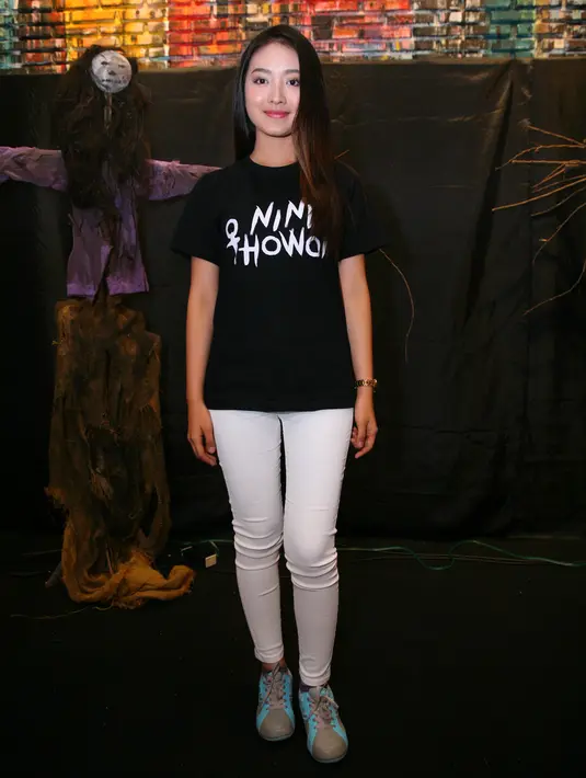 Dalam dunia film, sebelumnya ia pernah terlihat dalam film Summer Breeze, Relationshit, Rumah Pasung dan yang terbaru Nini Thowok. Awal tahun ini Natasha ingin keluar dari zona nyaman selama ini dikenal banyak bermain genre drama.(Nurwahyunan/Bintang.com)