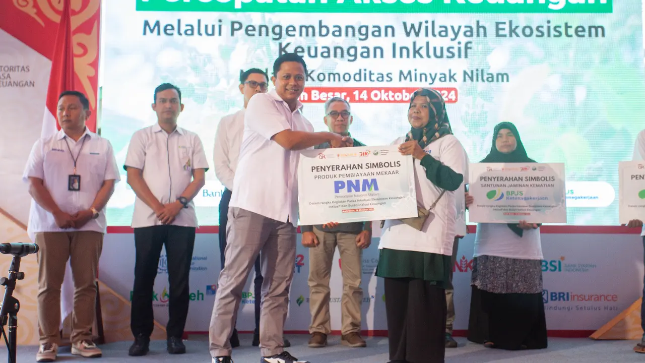 PT Permodalan Nasional Madani (PNM) turut mendukung inisiasi pengembangan potensi usaha para petani Nilam.