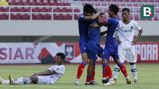 FOTO: Arema FC Tahan Imbang Persikabo 1973 1-1 dalam Partai Pembuka Piala Menpora 2021 - Tim Arema FC; Dendi Santoso