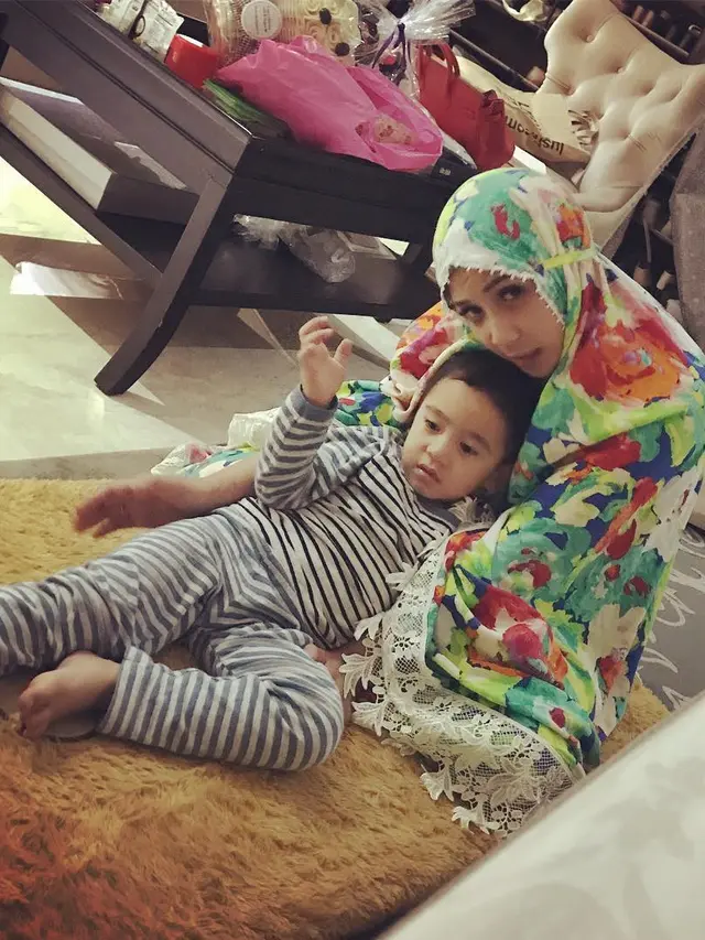 [Bintang] Nagita Slavina dan Rafathar