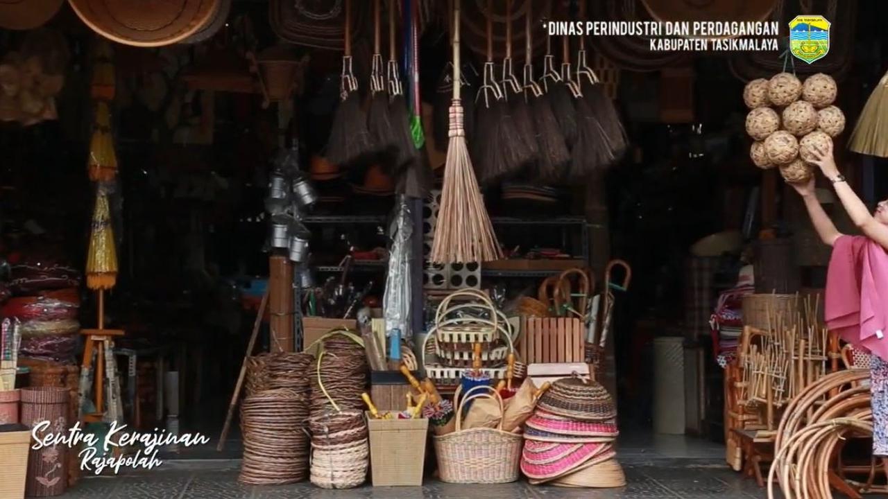 Hadirkan Aneka Perabot Rumah Tangga