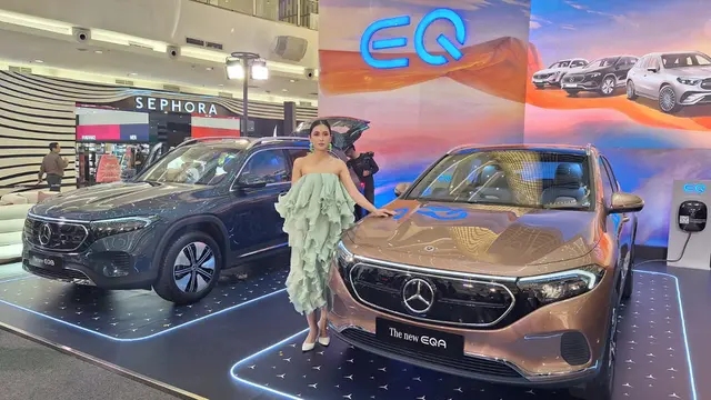 Mercedes-Benz Luncurkan 4 Model Baru di Indonesia, 2 Mobil Listrik Murni (Arief A/Liputan6.com)