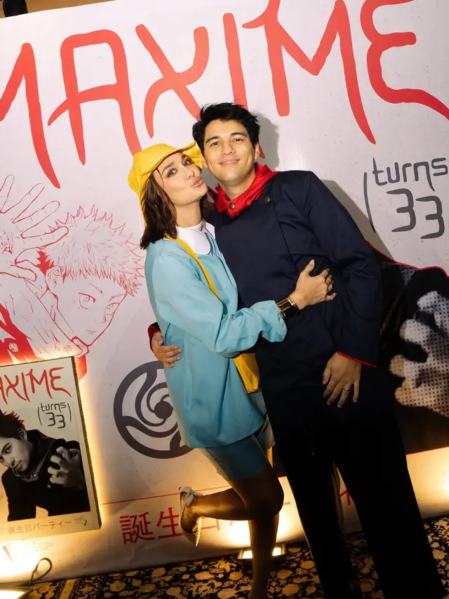 Maxime tampil cosplay mengenakan baju yuji itadori.  [@bouttier_maxime]