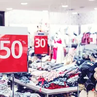 ilustrasi tips belanja online dengan voucher online/pexels