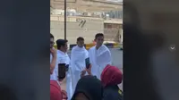 Timnas Indonesia Tiba di Arab Saudi Mengenakan Pakaian Ihram, Netizen Bertanya-tanya Sekalian Umrah?