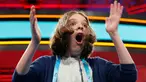 Erin Howard (12), peserta dari Alabama, bereaksi setelah mengeja dalam bahasa Inggris pada acara 90th Scripps National Spelling Bee di Oxon Hill, Maryland, Kamis (1/6). (AP Photo/Alex Brandon)