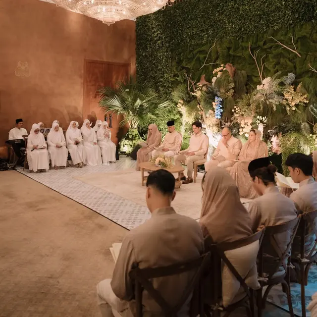 9 Gaya Maia Estianty dan Mulan Jameela di Pengajian Pernikahan El Rumi, Memukau