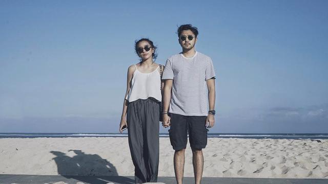 6 Potret Manis Ayu Hastari dan Suami Ini Jarang Tersorot, Sudah 6 Tahun Menikah