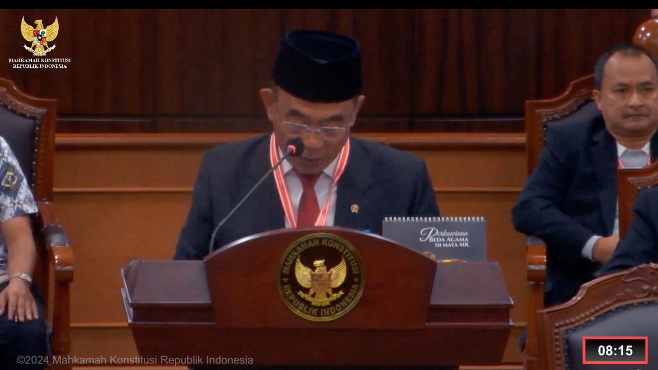 Muhadjir mengklaim, bansos tidak bisa dipisahkan dengan tugas utama Kemenko PMK.