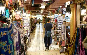 Ingin Liburan Akhir Tahun Terwujud? Sisihkan Gaji Segini Setiap Bulan