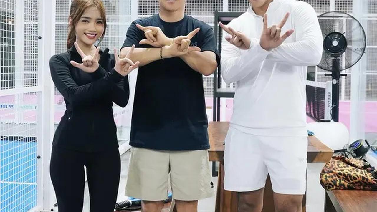 7 Potret Fuji dan Verrell Olahraga Bareng Shin Tae-yong, Diajari Tren Velocity