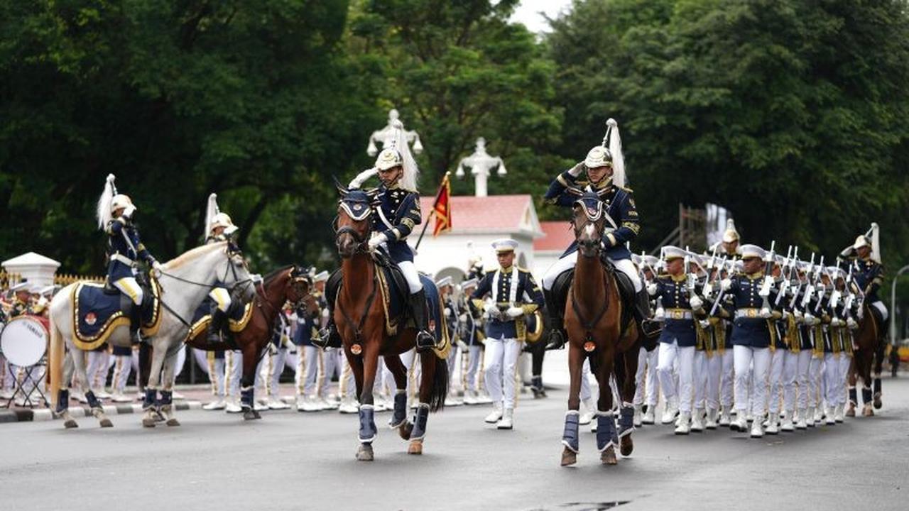 Serah Terima Kawal Istana Merdeka: Atraksi Baru Paspampres Mirip Guard Mounting Buckingham