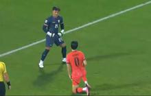 Aksi Tengil Ernando Ari Usai Tepis Tendangan Pemain Korea, Warganet Samakan dengan Kiper Argentina, Emiliano Martinez