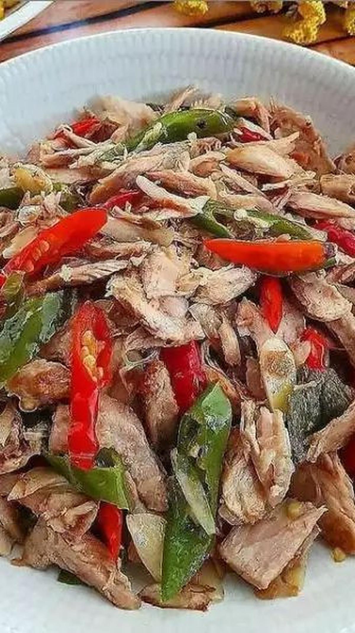 3. Resep Suwir Ikan Tuna Pedas Simple