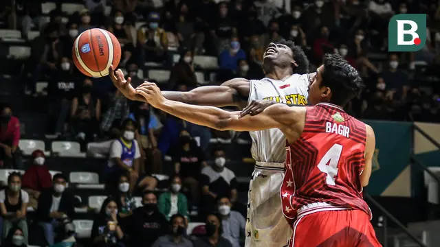 Foto: Keseruan Pertandingan IBL All Star 2022, Tim Putih Menang Tipis atas Tim Merah