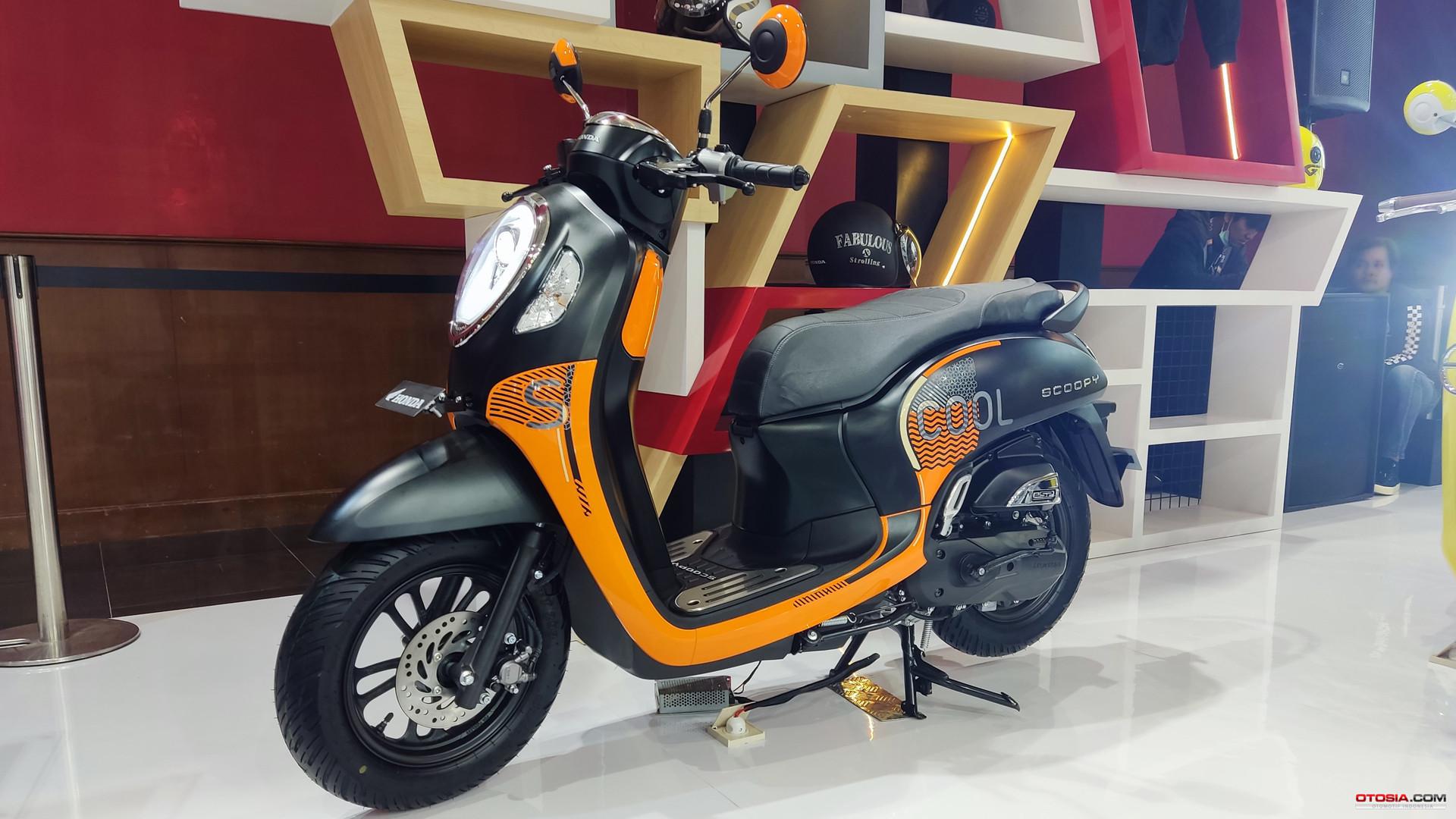 Honda Scoopy (Otosia.com/Arendra Pranayaditya)