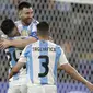 Timnas Argentina sukses mengandaskan perjuangan Kanada pada laga semifinal Copa America 2024 setelah menang dua gol tanpa balas. (AP Photo/Adam Hunger)