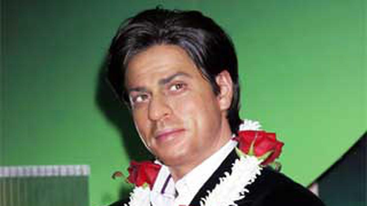 Shah Rukh Khan Nyaris Lakukan Adegan Ciuman di Film 2 States - ShowBiz