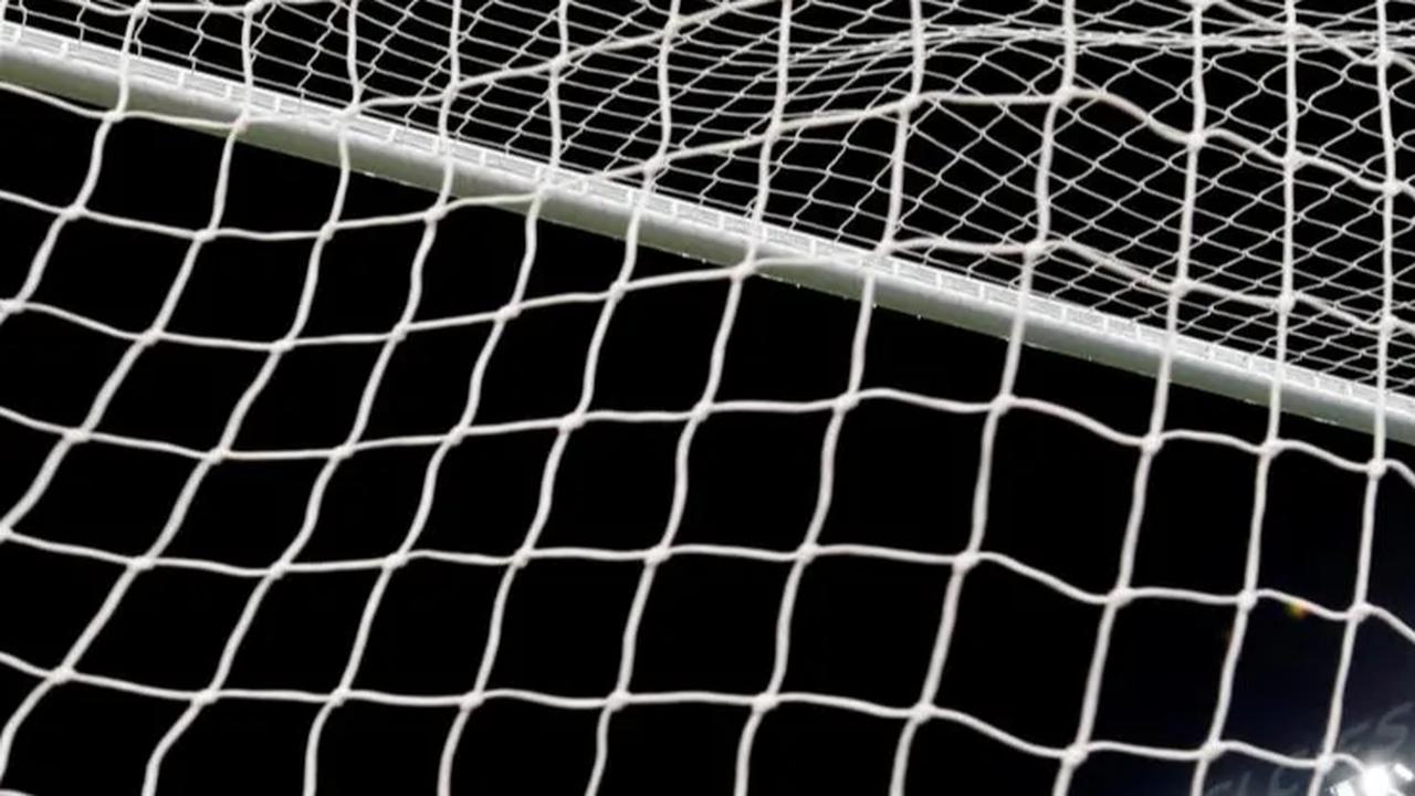 Hingga pada akhirnya Kylian Mbappe mampu mencetak gol lewat penalti di menit-menit terakhir laga (90+8') setelah pemain Newcastle diganjar handball di kotak terlarang.