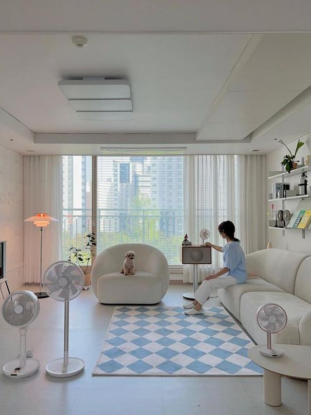 Ruang Tamu Ala Korea dengan Sentuhan Pattern