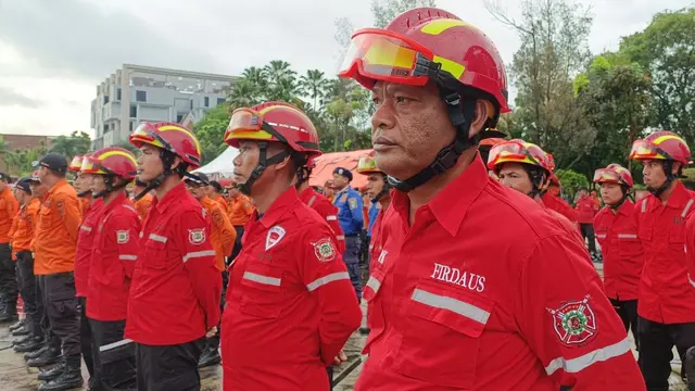 PT Arara Abadi, salah satu pemasok bahan baku bagi Asia Pulp & Paper Sinar Mas, menempatkan 810 personel bersertifikasi yang tergabung dalam Tim Reaksi Cepat (TRC) pemadam api di seluruh konsesi hutan tanaman yang ada di Riau. (Dok Sinar Mas)