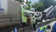 Truk Tabrak Separator Halte Denpasar, Belasan Rute Transjakarta Terlambat