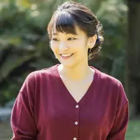 Tinggalkan kerajaan demi nikahi pria biasa, mantan Putri Mako kini bekerja sebagai sukarelawan tanpa digaji di museum seni. (Instagram/modernroyalera).