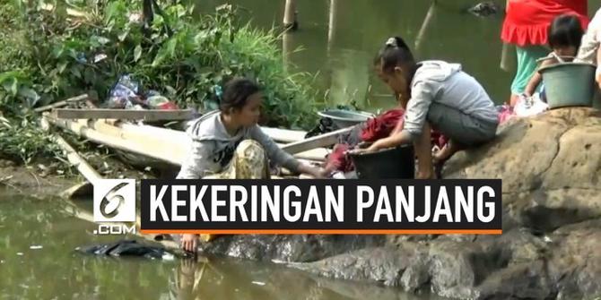 VIDEO: Kemarau Panjang, Warga Purwakarta Pakai Air Kubangan Tanah