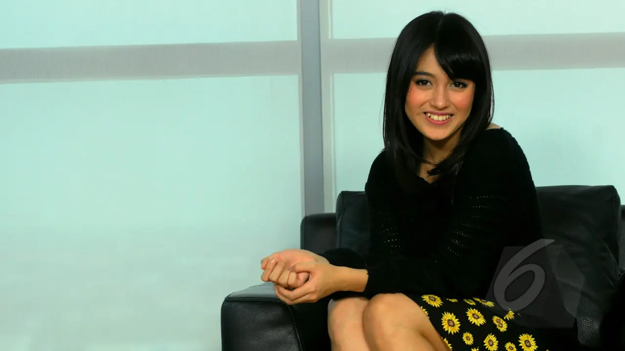 Gigi Gingsul Nabilah JKT48 Bikin Pria Kesengsem
