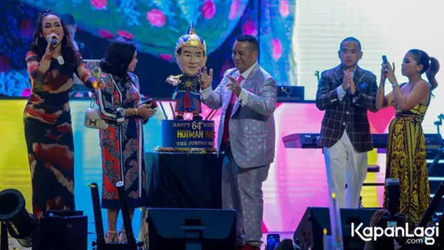 6 Potret Mewah Ultah Hotman Paris ke-64, Ada Prabowo Subianto dan Putri Ariani
