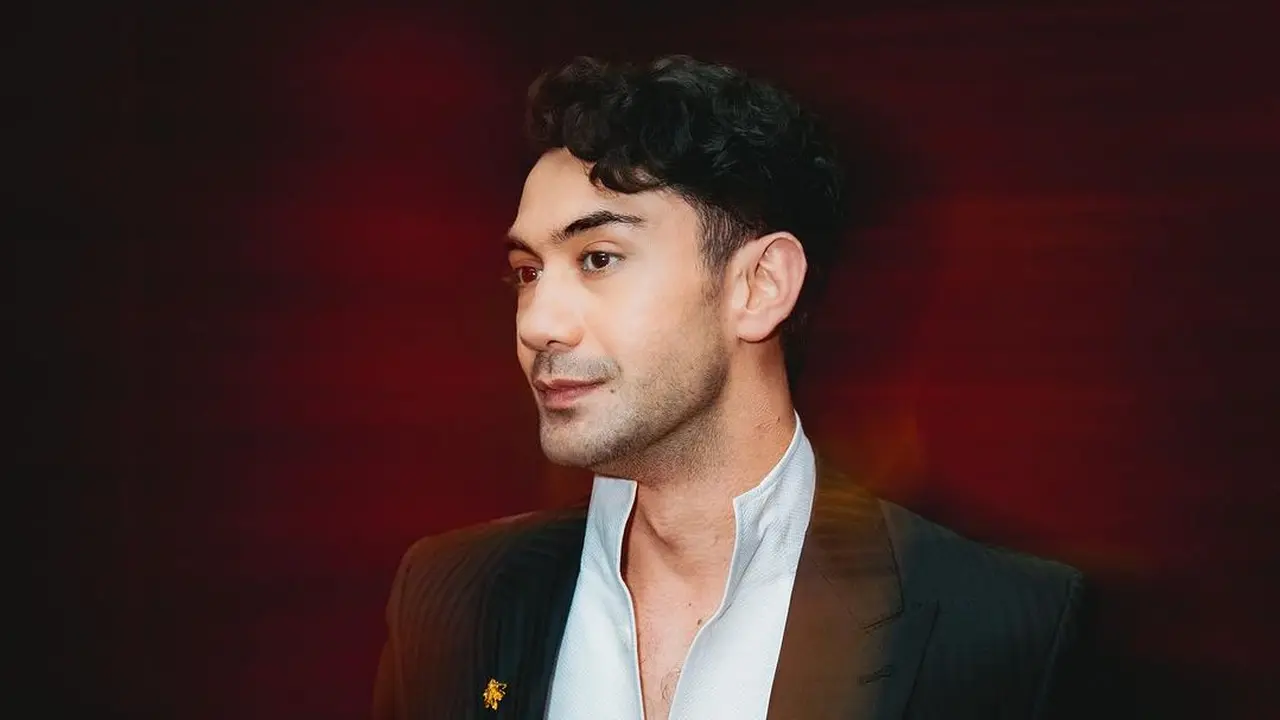 reza rahadian