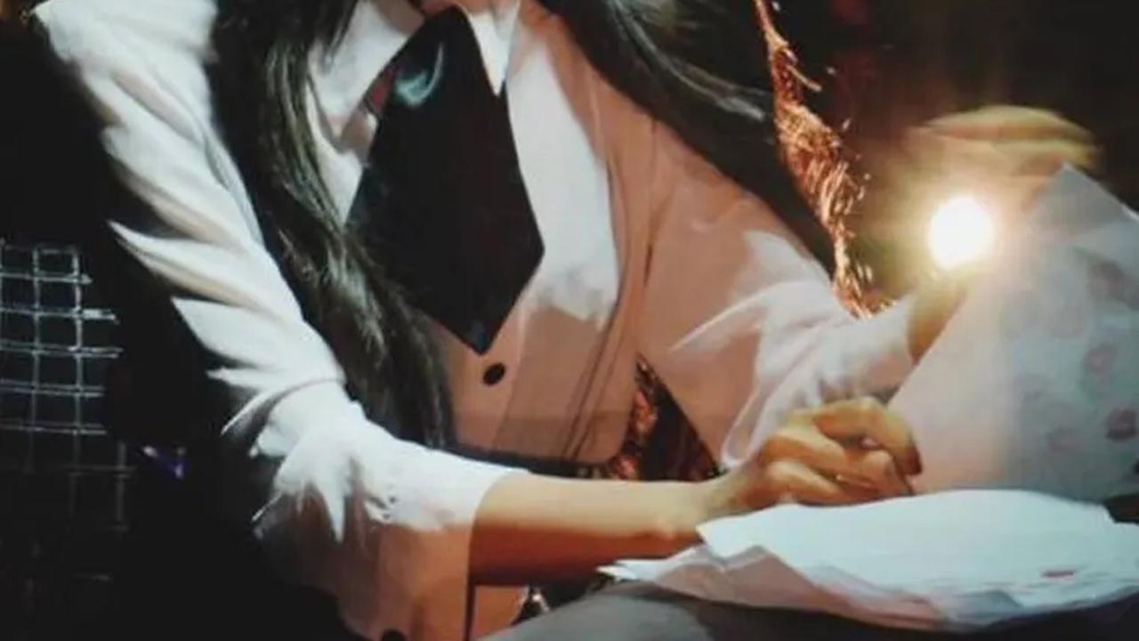 Lisa BLACKPINK, Penampilan Sensasional di Crazy Horse Paris