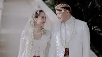 BCL menulis pesan terbuka setelah nikah dengan Tiko Aryawardhana. Tipis-tipis ia membahas sakit di masa lalu. Patut diduga soal kepergian Ashraf Sinclair. (Foto: Dok. Instagram @itsmebcl)