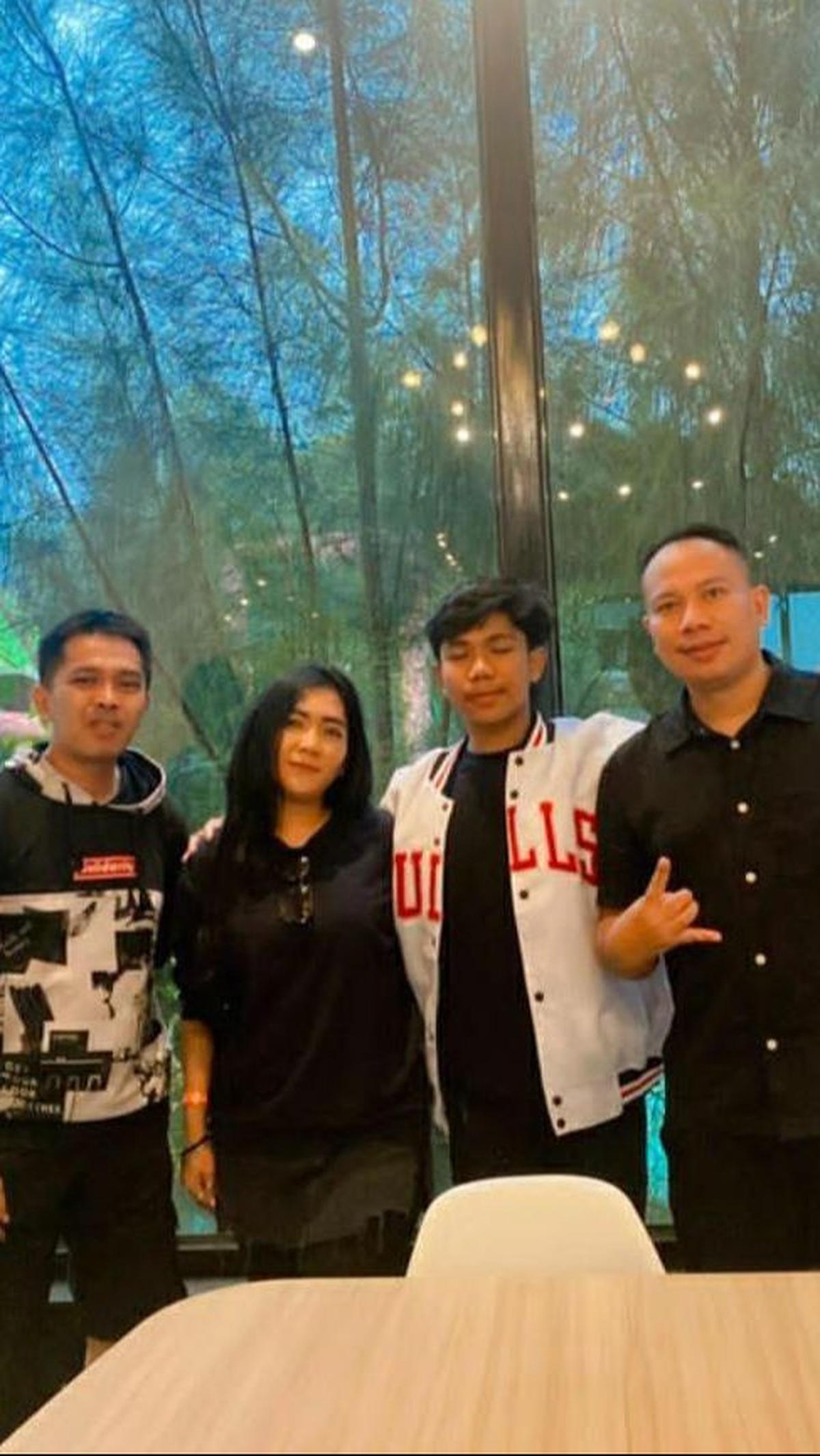 Momen Berkumpul Bersama